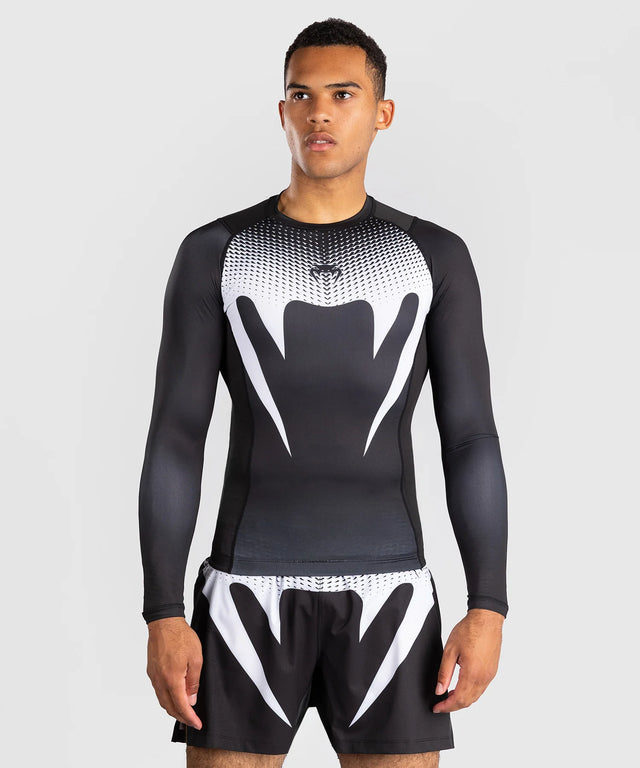 Rashguard Venum No Gi Maniche Lunghe – Nero/Bianco