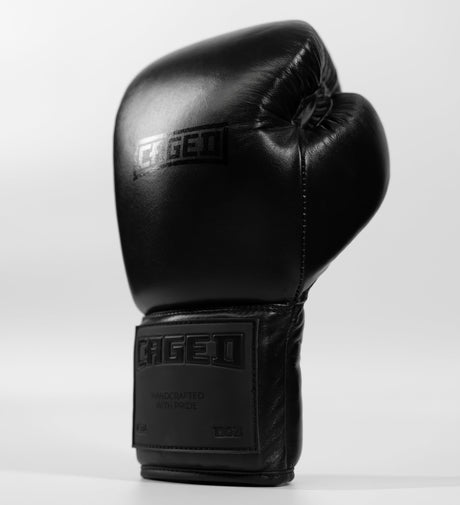 Rękawice bokserskie Caged X Series – Czarne/Czarne