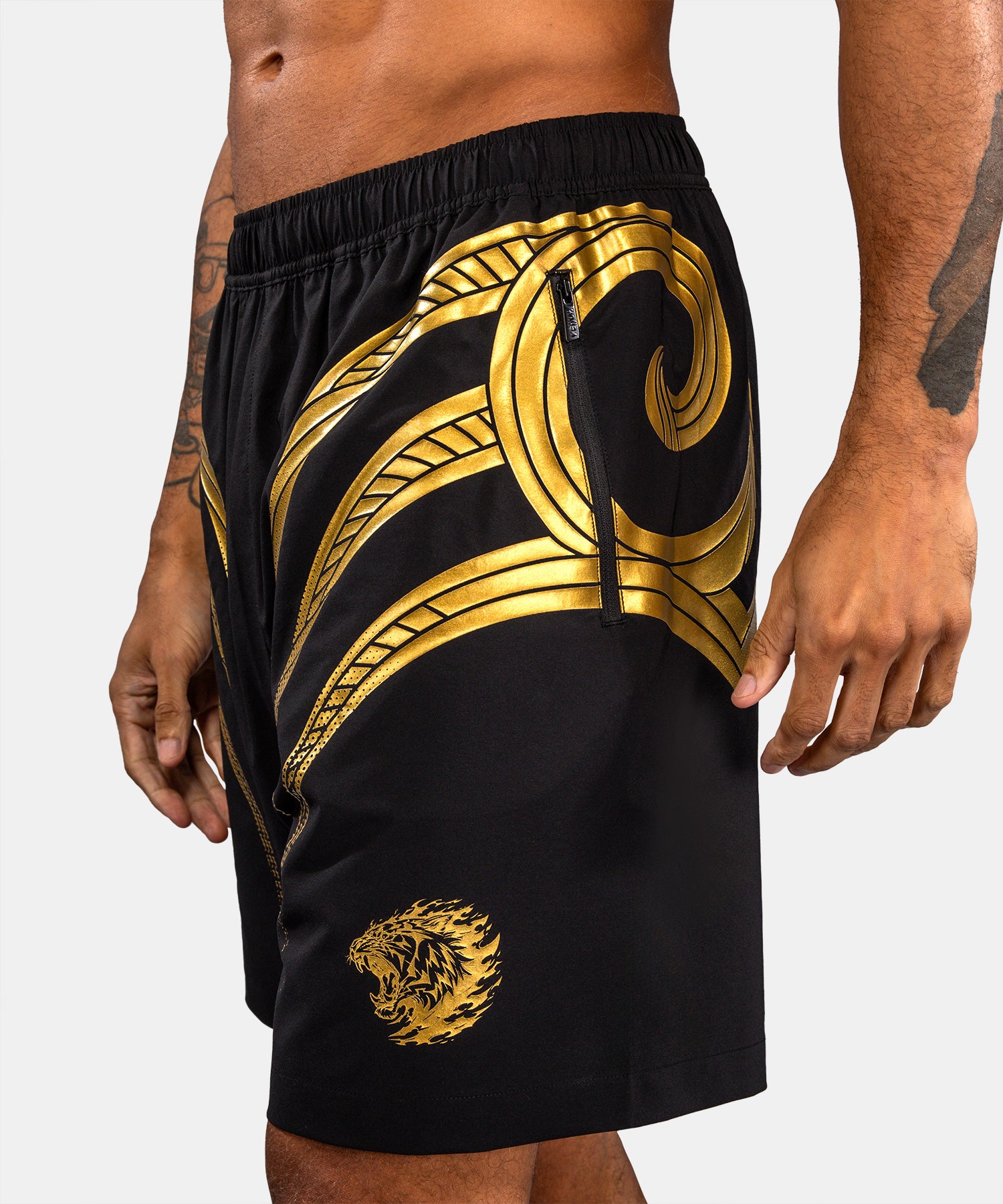 Shorts d'entraînement Venum x Mike Tyson Tiger – Noir/Or