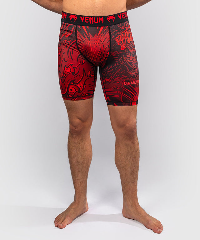Pantaloncini a compressione Venum Wolf Atak – Nero/Rosso