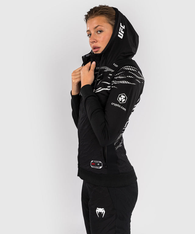 Hanorac Venum UFC Fusion pentru femei by Authentic Fight – Negru