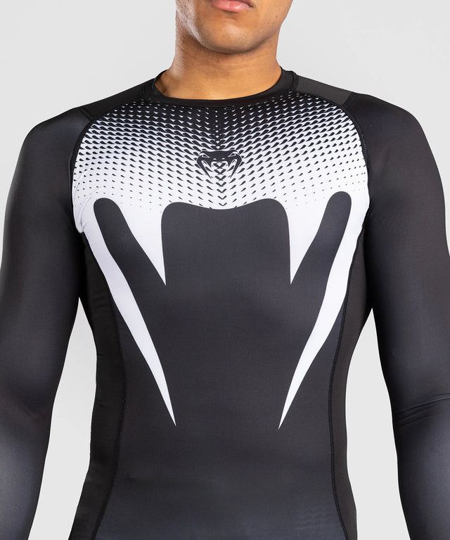 Rashguard Venum No Gi Maniche Lunghe – Nero/Bianco