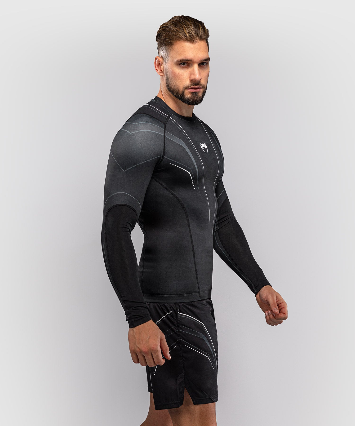 Rashguard Venum Streamline Maniche Lunghe – Nero/Bianco