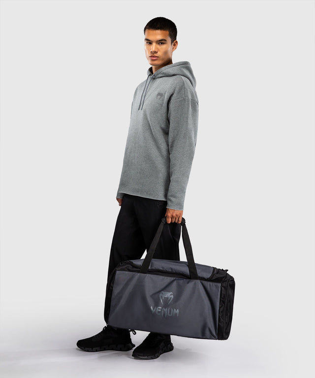 Venum Sportstaske Essential L – Grå/Sort