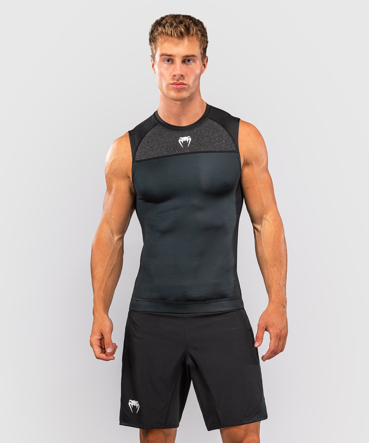 Rashguard Venum G-Fit Scale bez rękawów – Czarny
