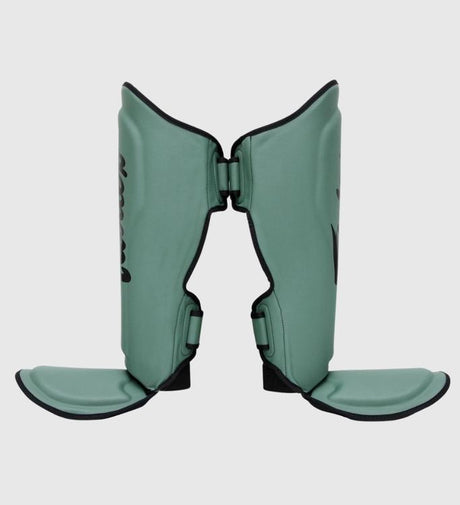 Espinilleras de kickboxing Fairtex FXB – Verde militar/Negro