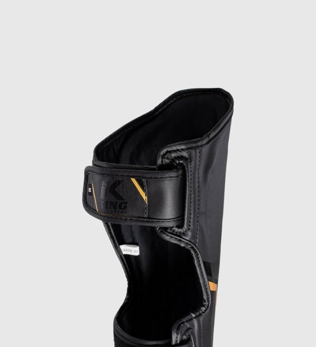 Espinilleras King Kickboxing Thor – Negro/Oro – Espinilleras