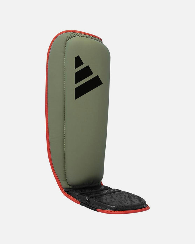 Adidas Schienbeinschoner Combat 50 – Grün/Schwarz