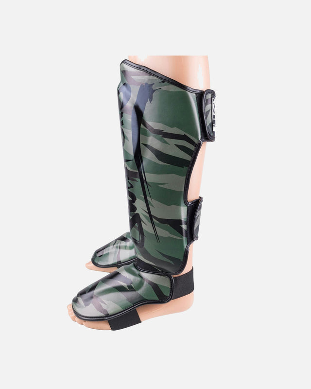8 WEAPONS Benskydd Unlimited 2.0 – Woodland Camo