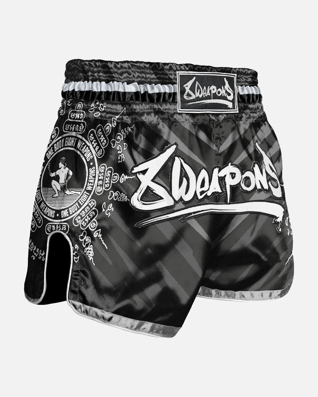 8 WEAPONS Muay Thai shorts 8 Ways Yant – Sort/Sølv