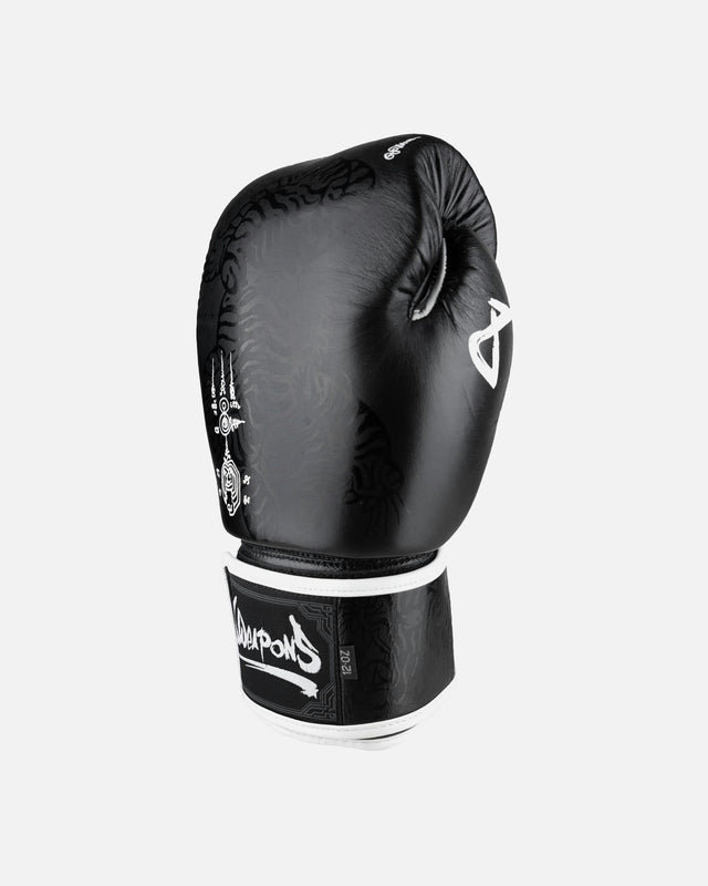 8 WEAPONS Boksehandsker Sak Yant Big Tiger – Sort