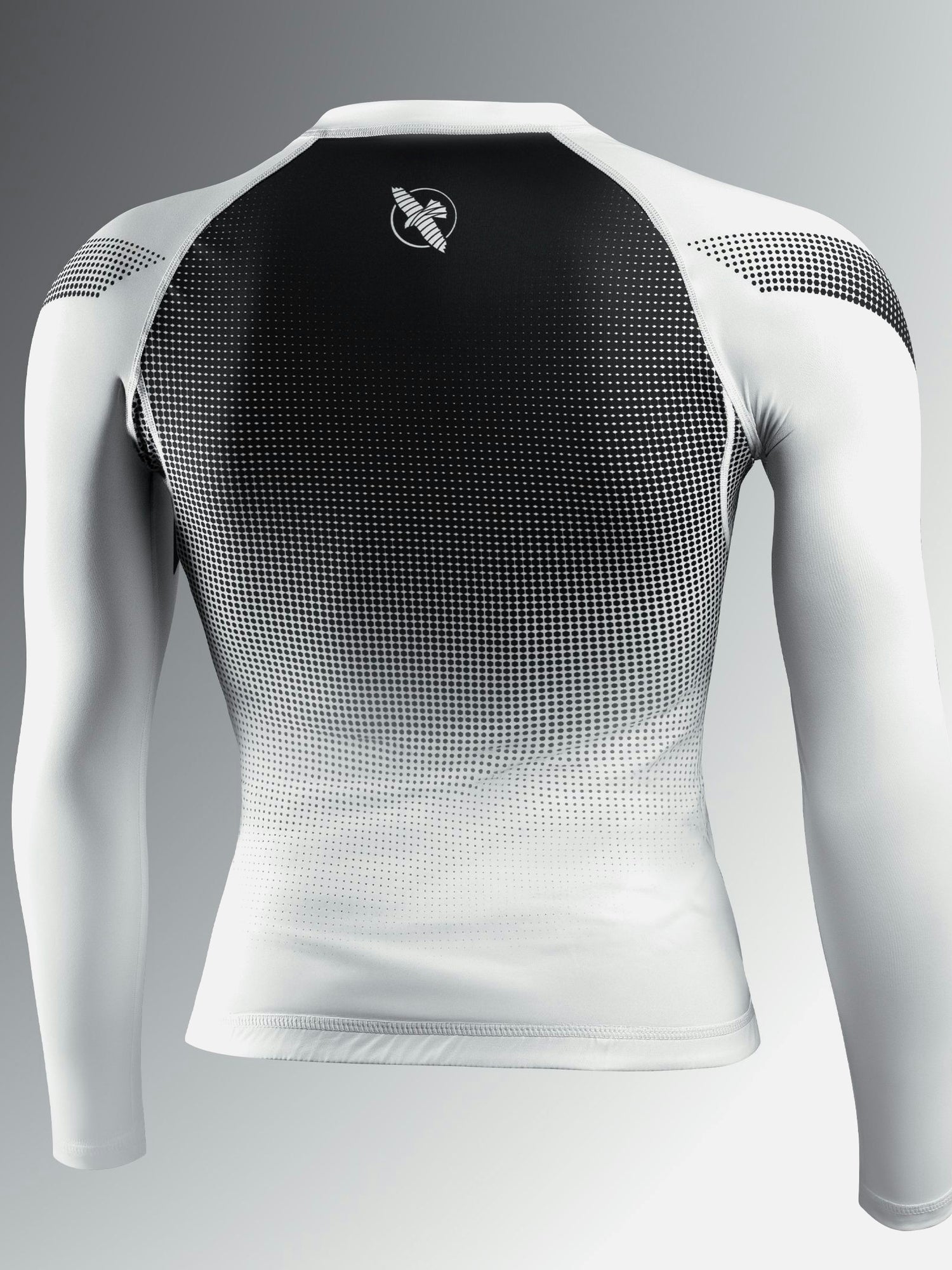 Rashguard Hayabusa Pro Ranked Manga Comprida Mulher – Branco