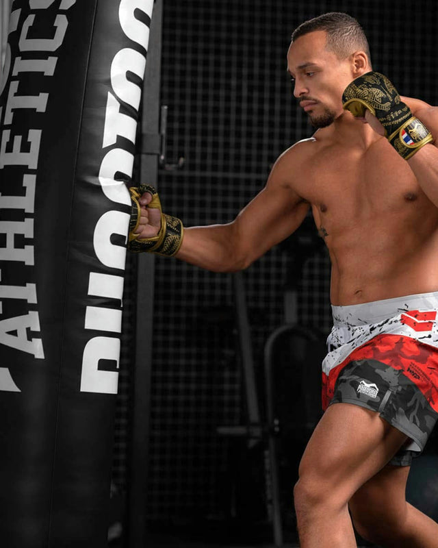 Rękawice MMA sparingowe Phantom Athletics Muay Thai – Czarne/Złote