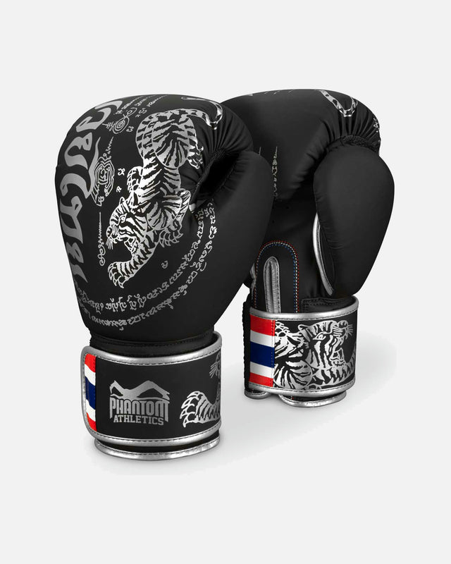 Guantoni da boxe Phantom Athletics Muay Thai – Nero/Argento