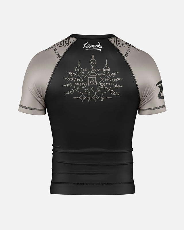 8 WEAPONS Rashguard 8 Ways Yant 2.0 - Sort/Sand