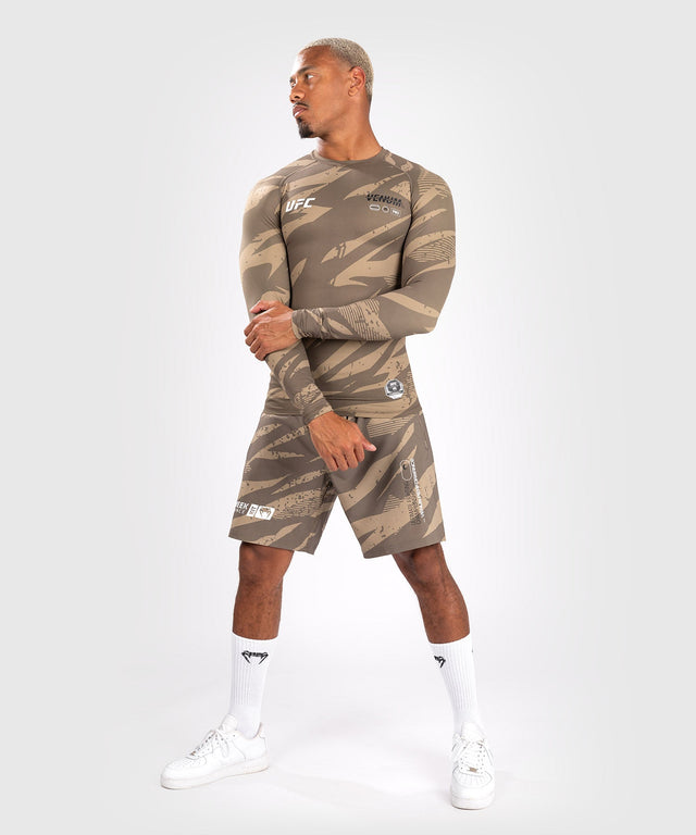 Rashguard UFC Adrenaline Venum Fight Week Performance – Camouflage désert