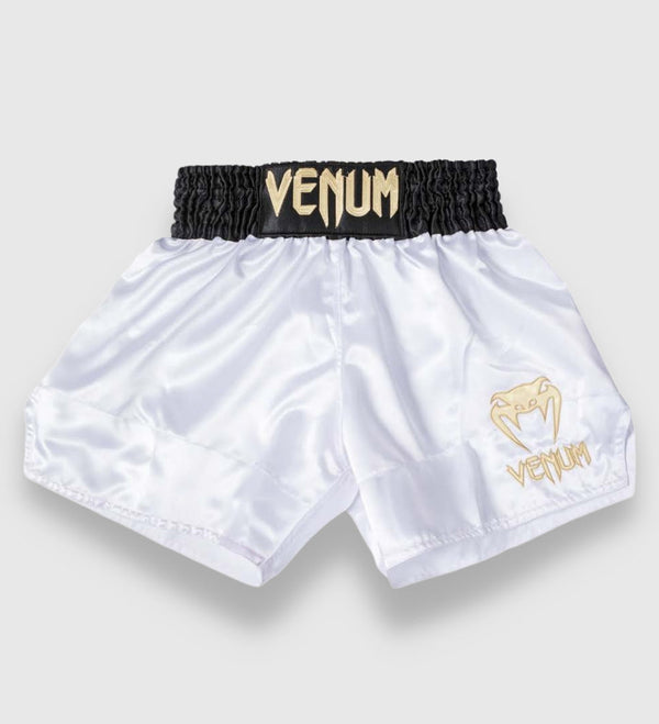 Venum Kickbox-Shorts Classic 2.0 – Weiß/Schwarz/Gold