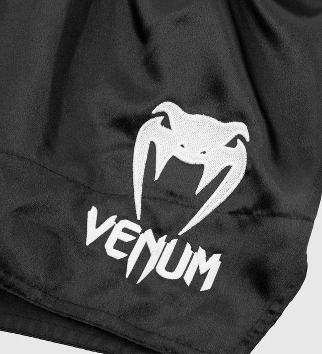Venum Kickboxing shorts Classic - Sort/Hvid - Shorts