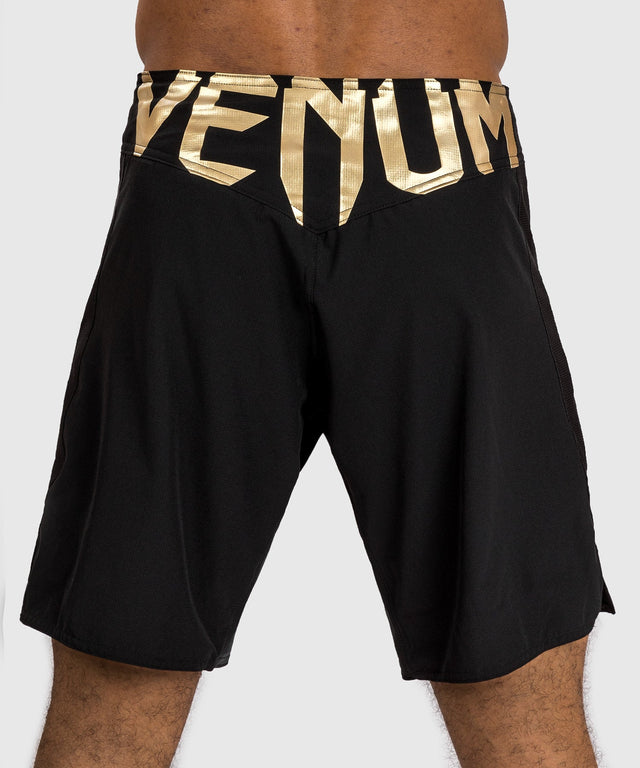 Venum Light 5.0 MMA-shorts – Sort/Guld