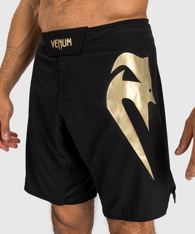 Venum Light 5.0 MMA-shorts – Sort/Guld