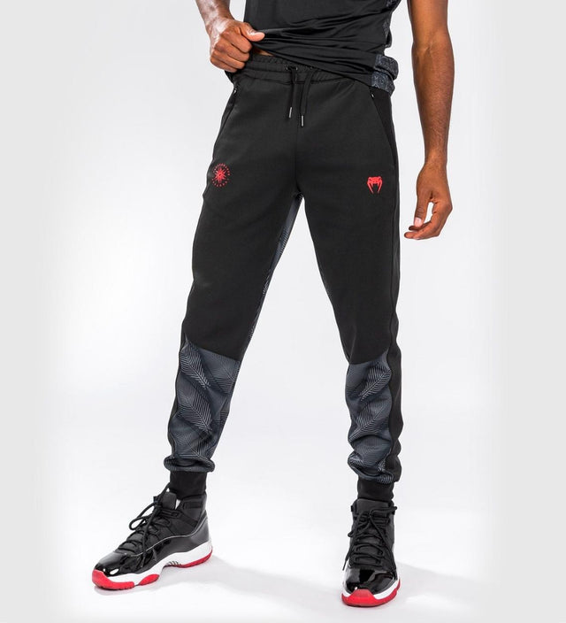 Venum Trainingshose Phantom – Schwarz/Grau/Rot – Shorts